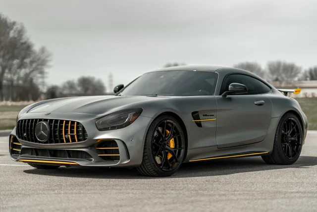Mercedes-Benz AMG GT-R